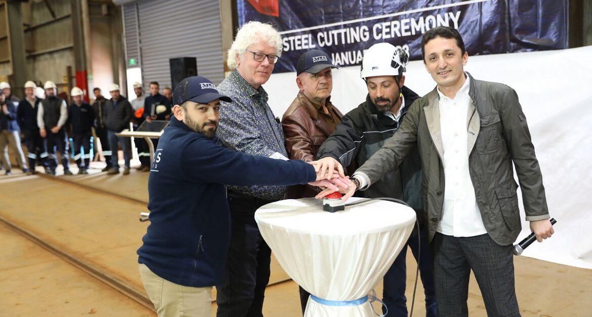 NB026 Steel Cutting Ceremony